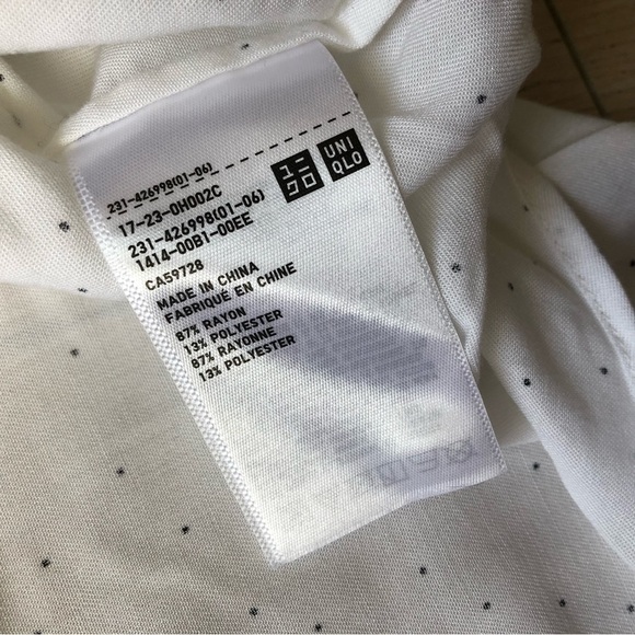 Like New Uniqlo Polka Dot Print Button-Up Shirt Women’s Size L - Picture 7 of 9